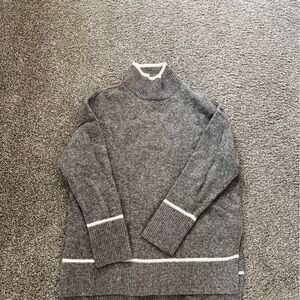 Express Gray and White Knit Sweater